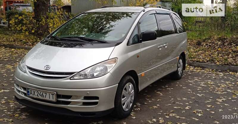 Toyota Previa (2000)