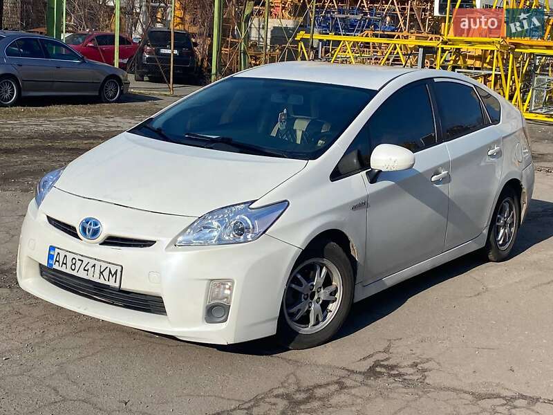 Toyota Prius (2010)