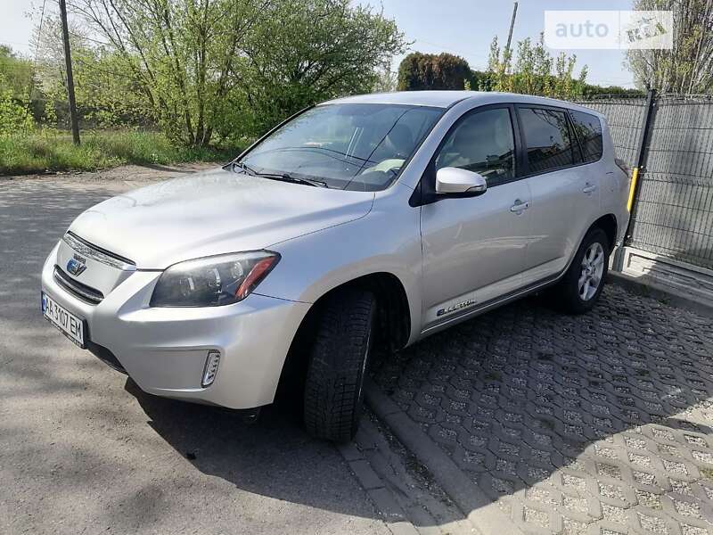 Toyota Rav4 ev (2012)