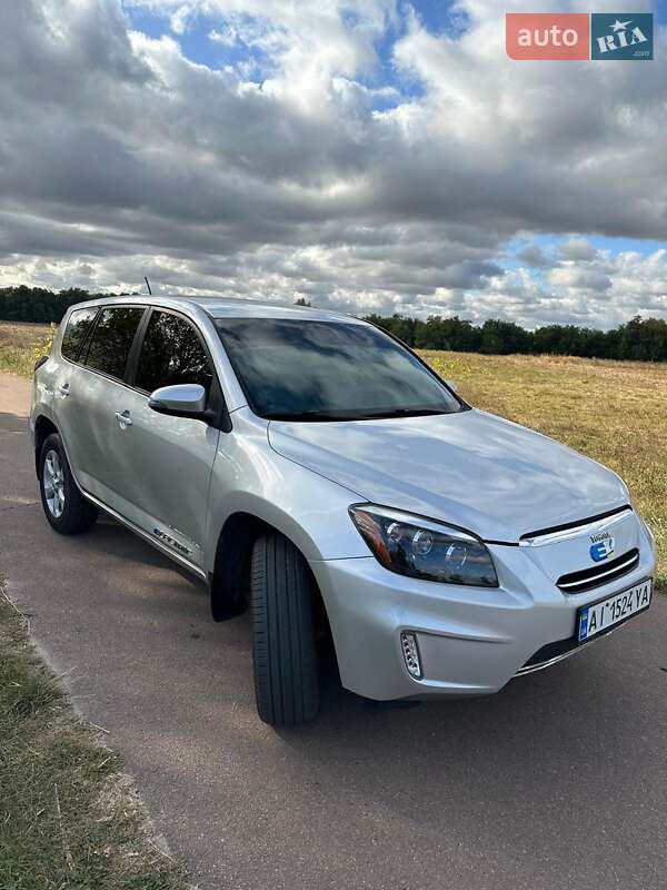 Toyota Rav4 ev (2014)