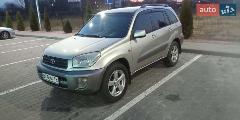 Toyota Rav4 (2001)