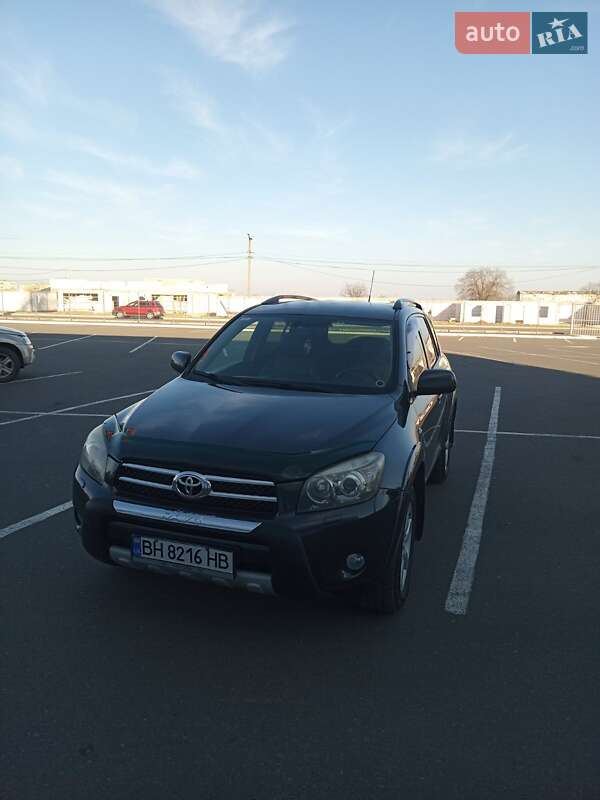 Toyota Rav4 (2007)