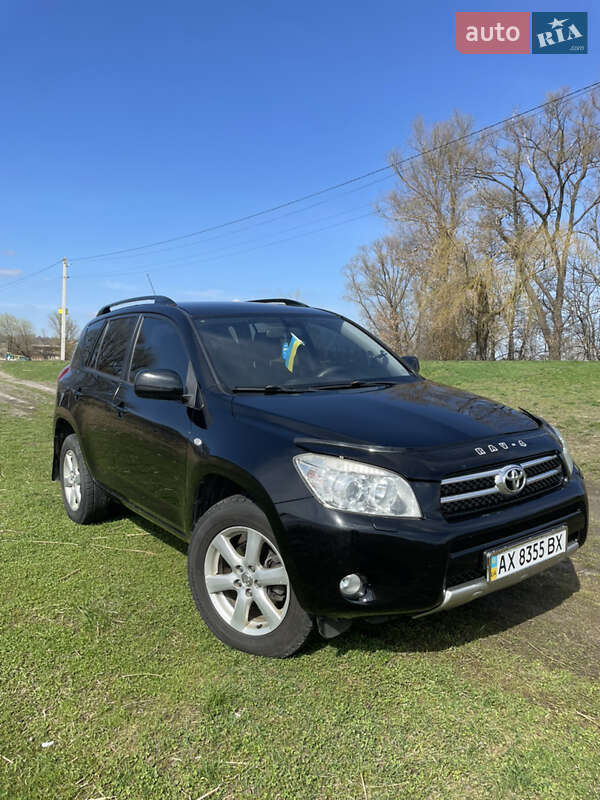 Toyota Rav4 (2008)