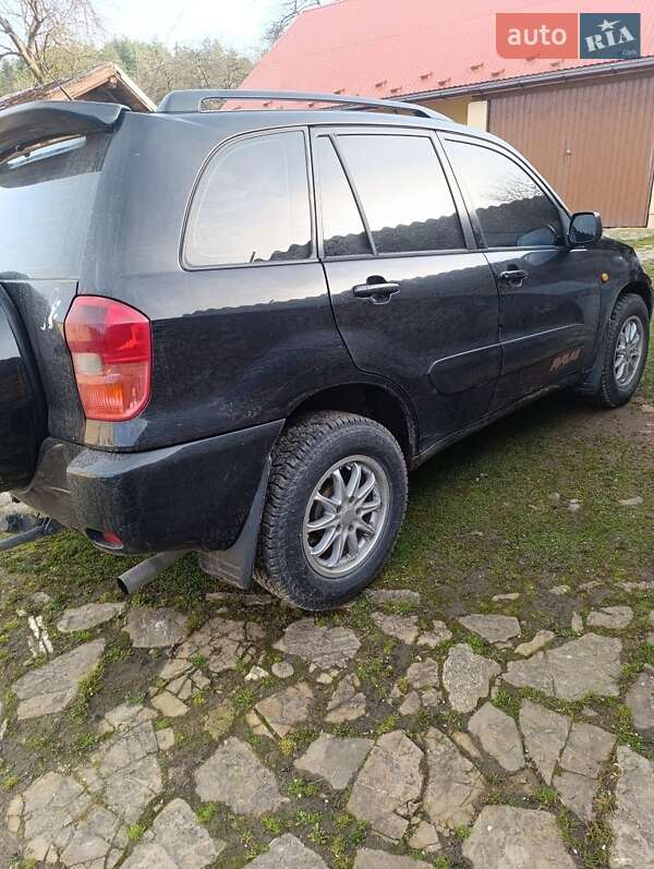 Toyota Rav4 (2001)