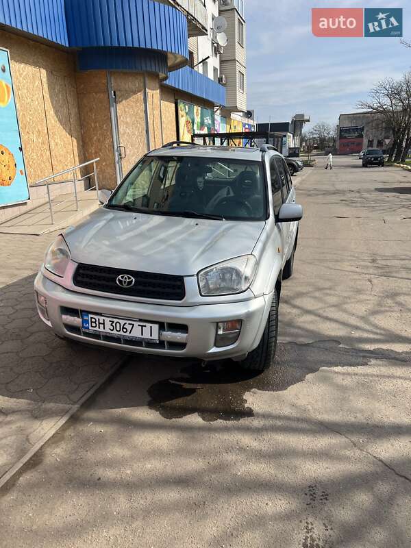 Toyota Rav4 (2001)