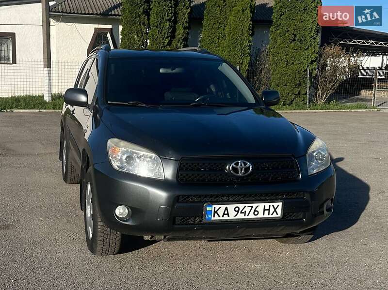 Toyota Rav4 (2006)
