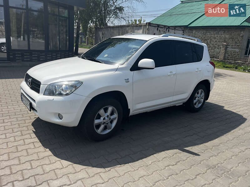 Toyota Rav4 (2006)