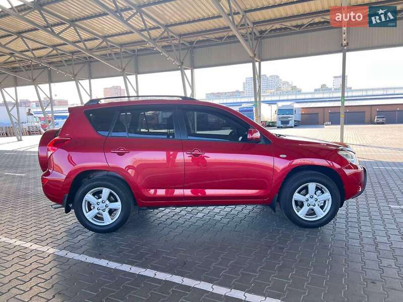 Toyota Rav4 (2008)