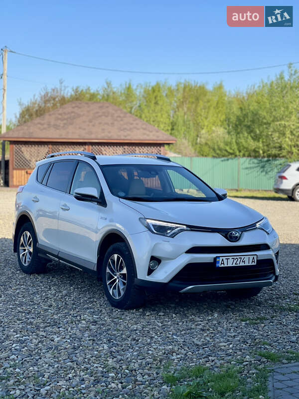 Toyota Rav4 (2016)