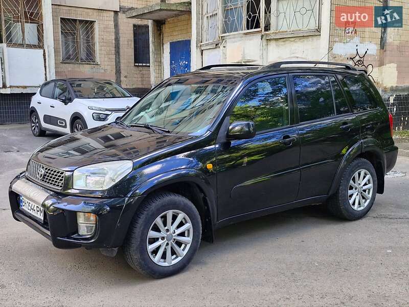 Toyota Rav4 (2001)