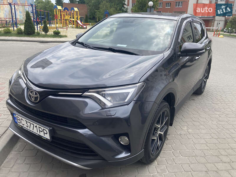 Toyota Rav4 (2017)