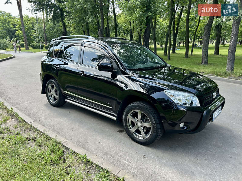 Toyota Rav4 (2008)