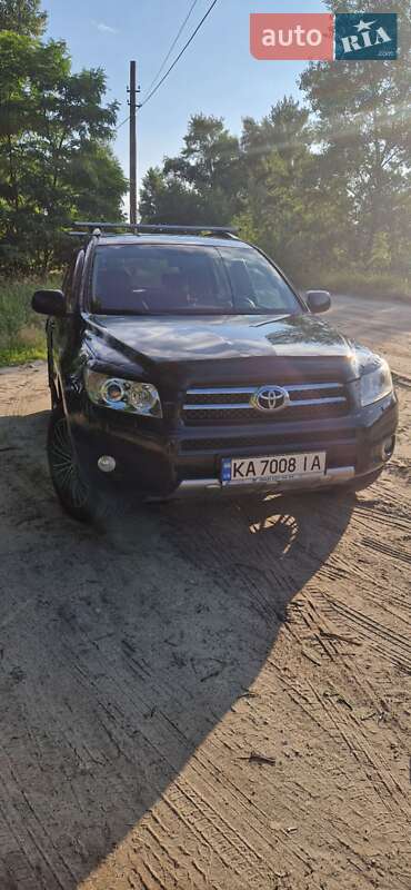 Toyota Rav4 (2008)