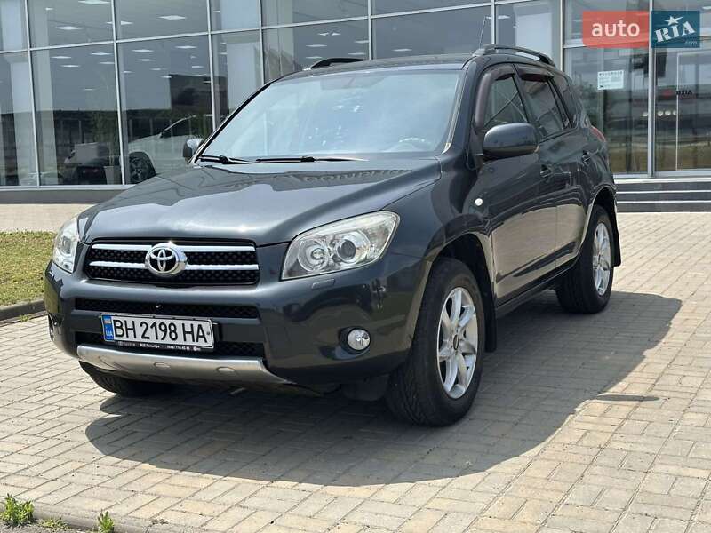 Toyota Rav4 (2008)