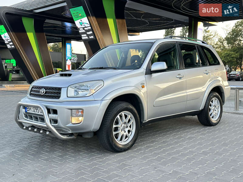 Toyota Rav4 (2002)