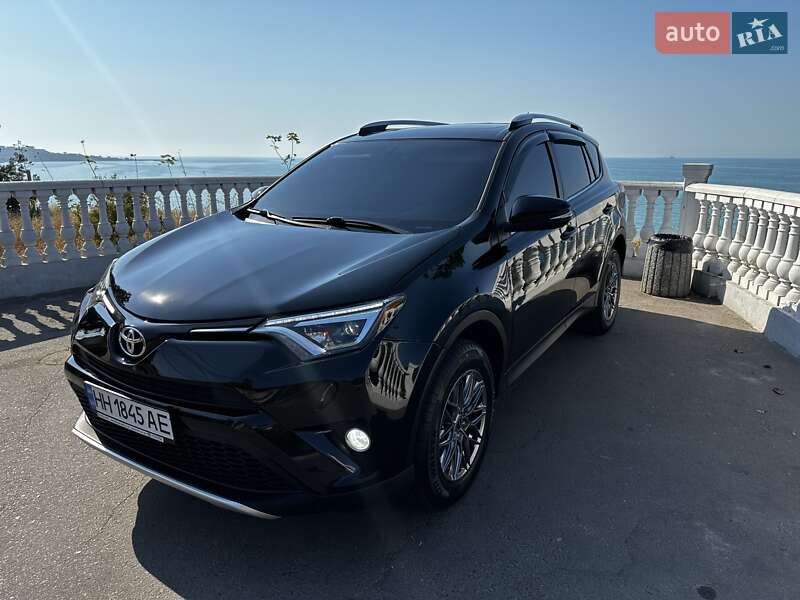 Toyota Rav4 (2015)