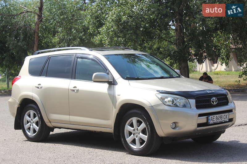 Toyota Rav4 (2007)