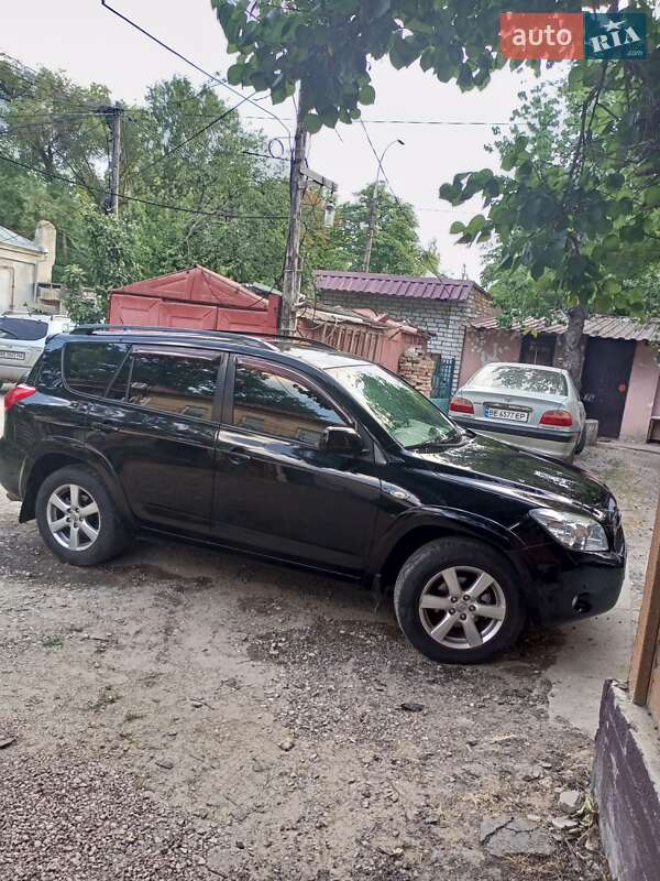 Toyota Rav4 (2007)