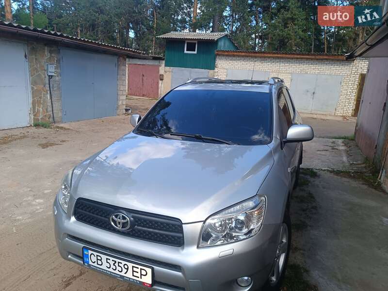 Toyota Rav4 (2008)