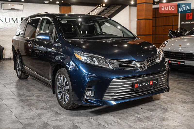 Toyota Sienna (2018)