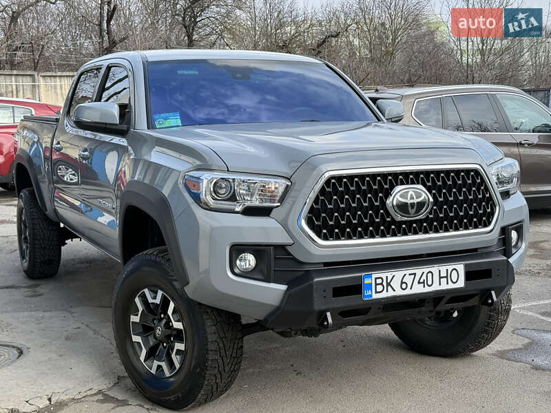 Toyota Tacoma (2019)