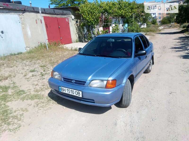 Toyota Tercel (1997)