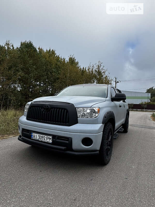 Toyota Tundra (2009)