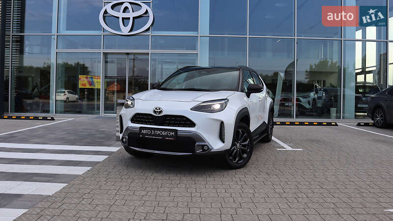 Toyota Yaris cross (2024)