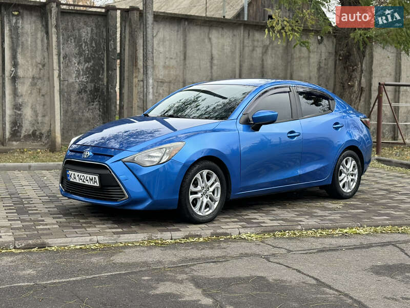 Toyota Scion (2015)