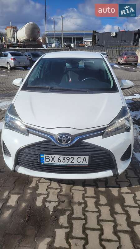 Toyota Yaris (2015)