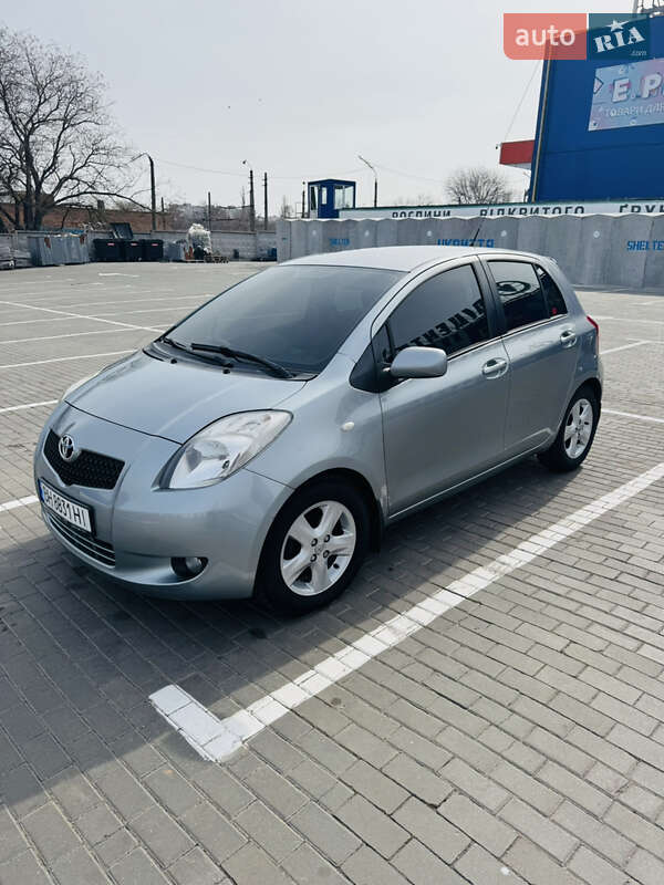 Toyota Yaris (2007)