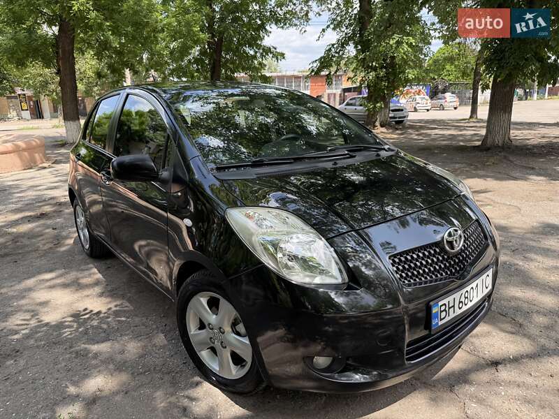 Toyota Yaris (2007)