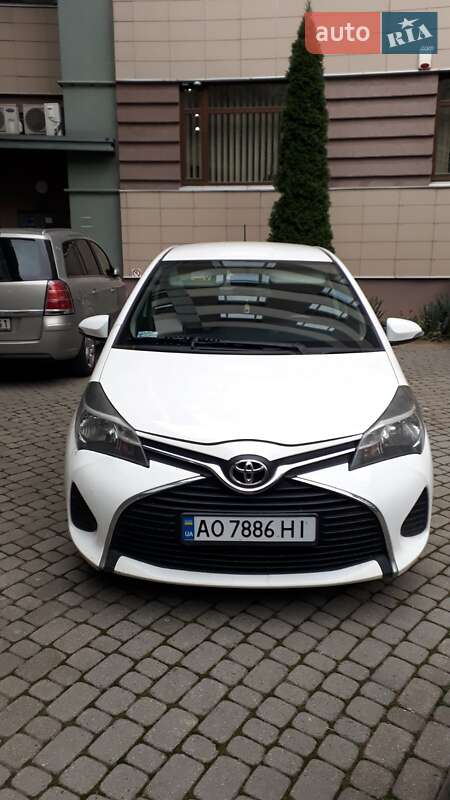 Toyota Yaris (2015)