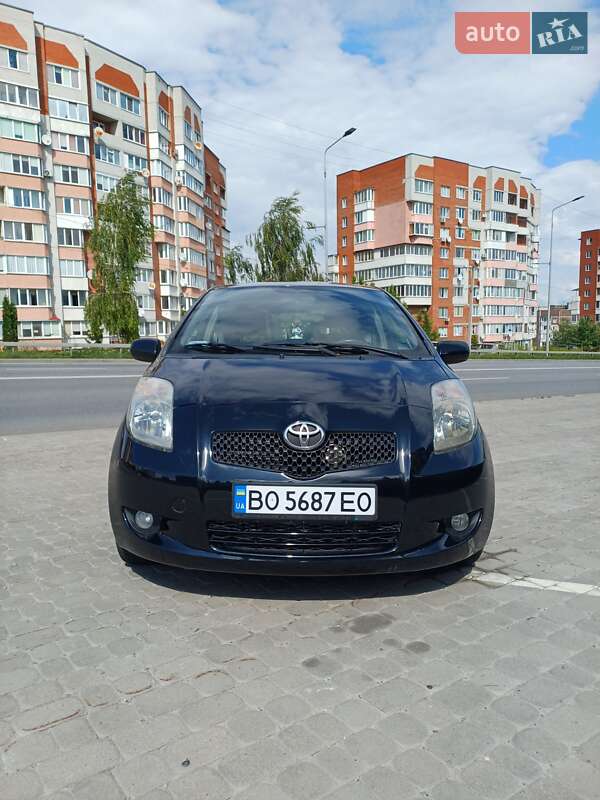 Toyota Yaris (2006)