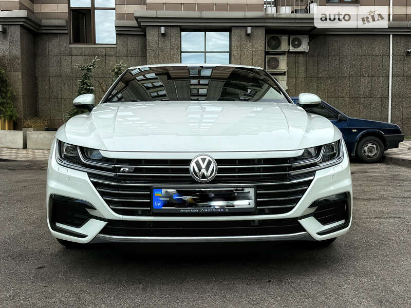 Volkswagen Arteon (2017)