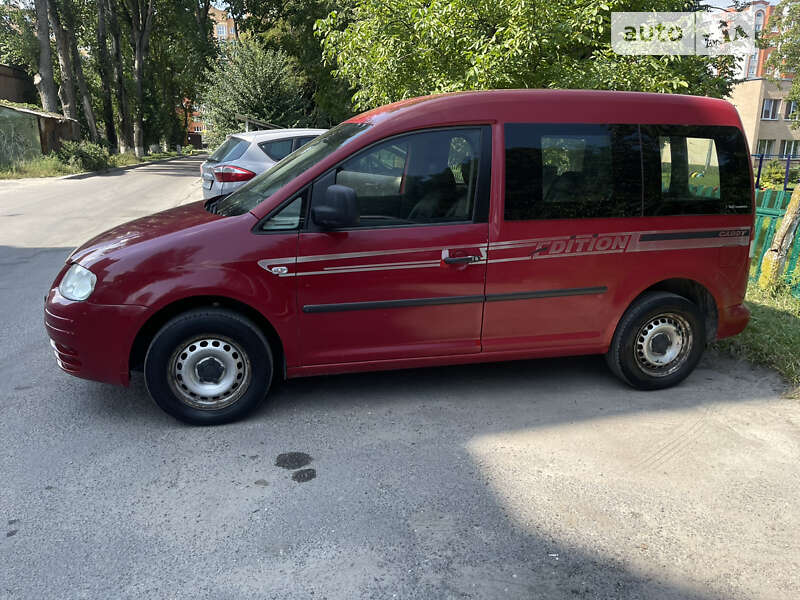 Volkswagen Caddy (2006)