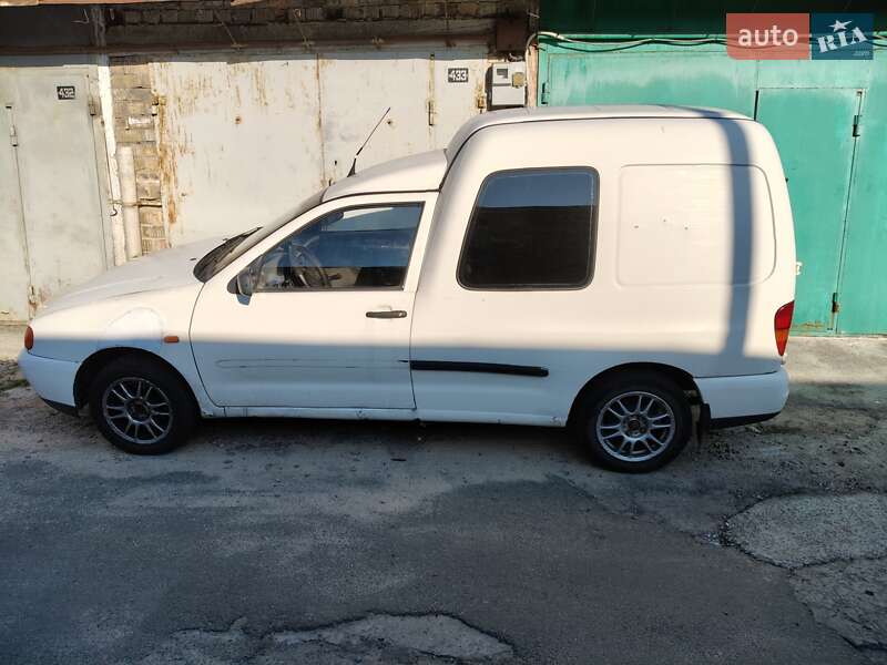 Volkswagen Caddy (1997)
