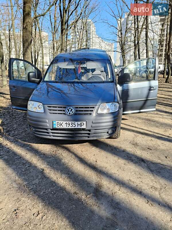 Volkswagen Caddy (2006)