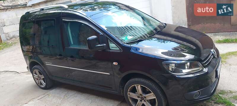 Volkswagen Caddy (2015)