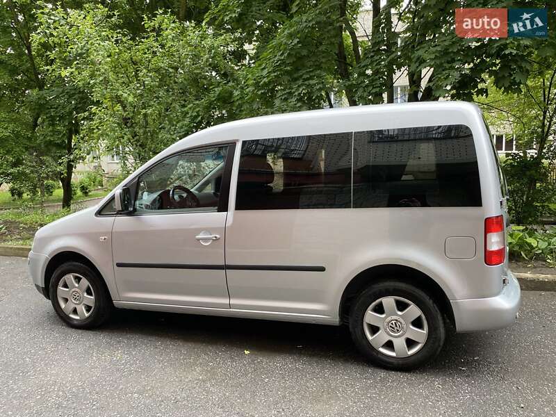 Volkswagen Caddy (2010)