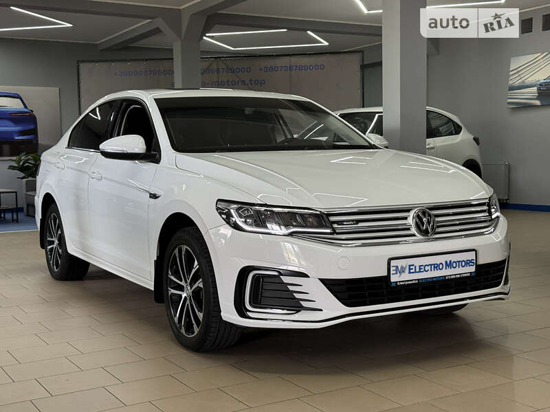 Volkswagen E-lavida (2019)