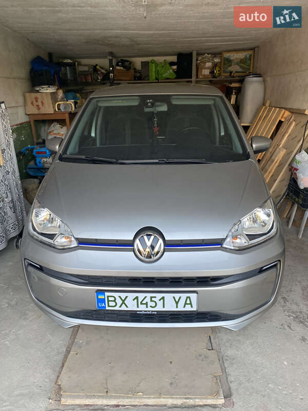 Volkswagen E-up (2018)