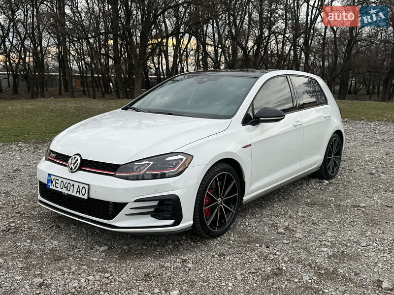 Volkswagen Golf gti (2020)