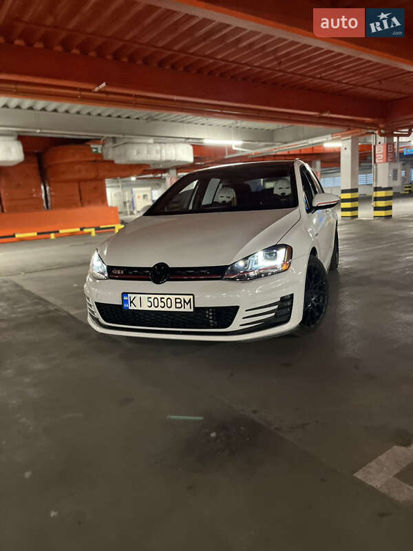 Volkswagen Golf gti (2017)