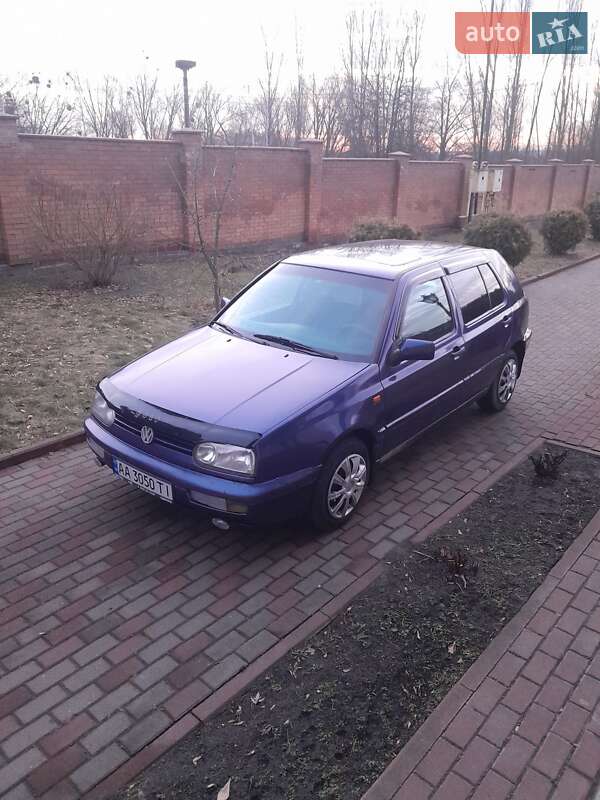 Volkswagen Golf (1995)