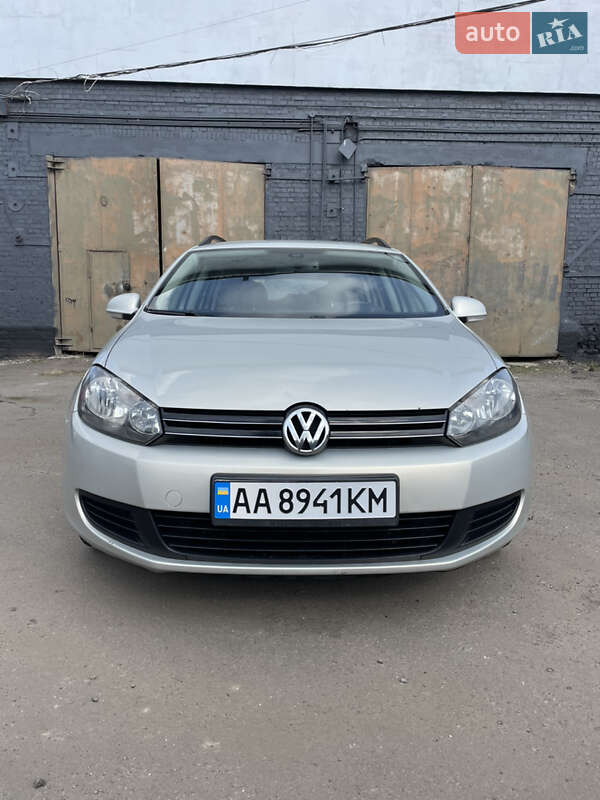 Volkswagen Golf (2012)