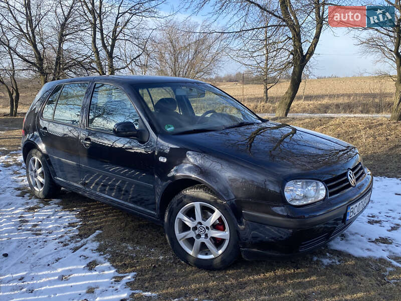 Volkswagen Golf (2000)