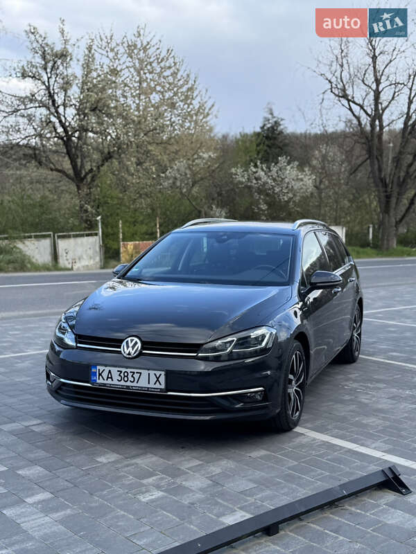 Volkswagen Golf (2018)