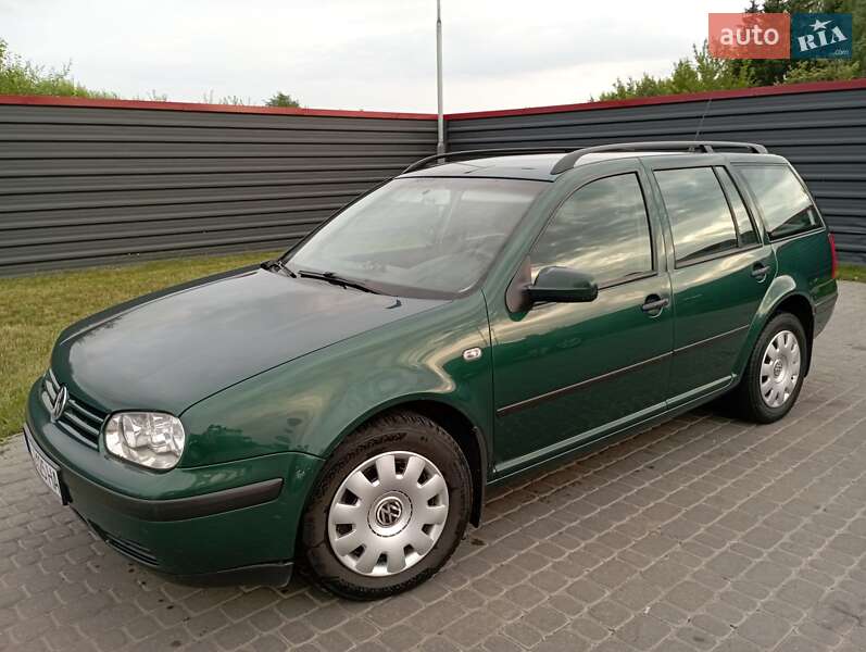 Volkswagen Golf (2002)