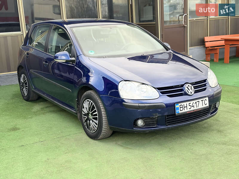 Volkswagen Golf (2004)
